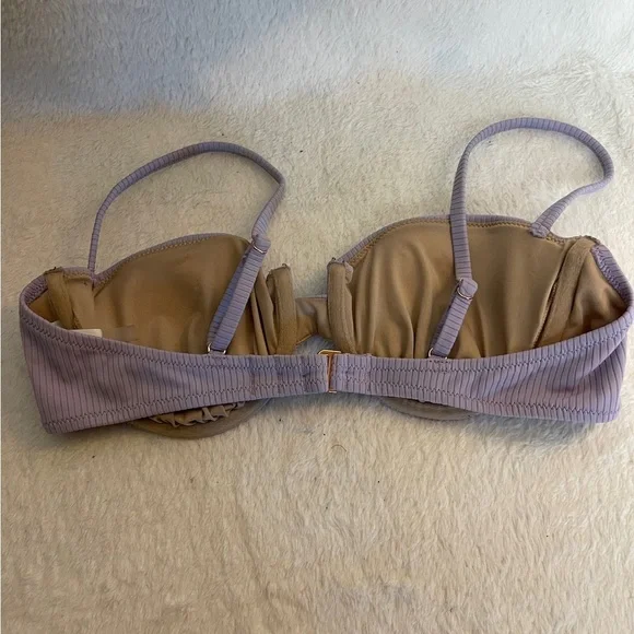 Elegant Lilac bikini top - Picture 2 of 4